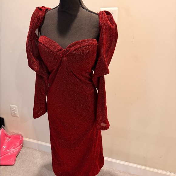 REBDOLLS size 3x Red Glitter Dress (worn once) - Picture 5 of 7